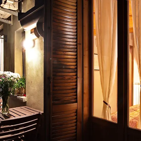 Milan Skyline Apartment In Citta Studi A 1 Minuto Dal Metro Con Terrazzo Wi-Fi E Netflix-2