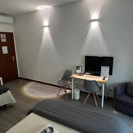 Guest House Brianza Room-2