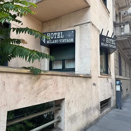 Hotel Vintage Milano Centrale-3