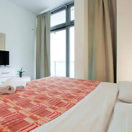 Red Line Apartments Milano-3