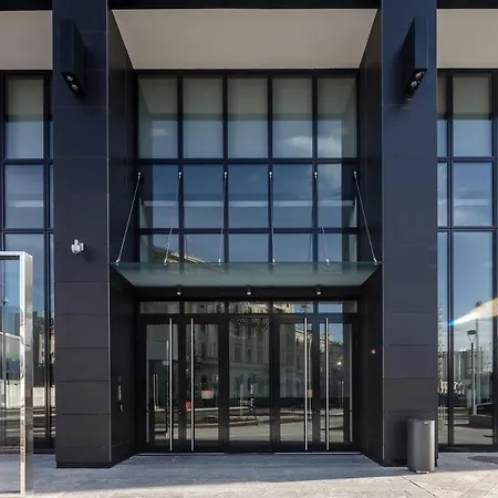 Stylish Elegant Apartment In Torre Solaria With Exclusive Milan'S View-3