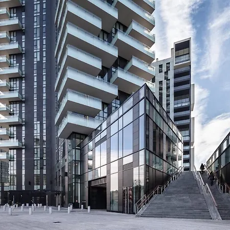 Stylish Elegant Apartment In Torre Solaria With Exclusive Milan'S View-2