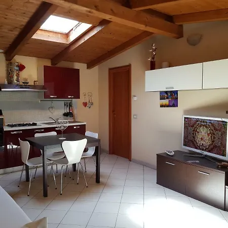 Andrea'S Apartments - Chiasserini-2