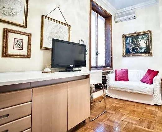 Piazza Duomo Apartment Milan